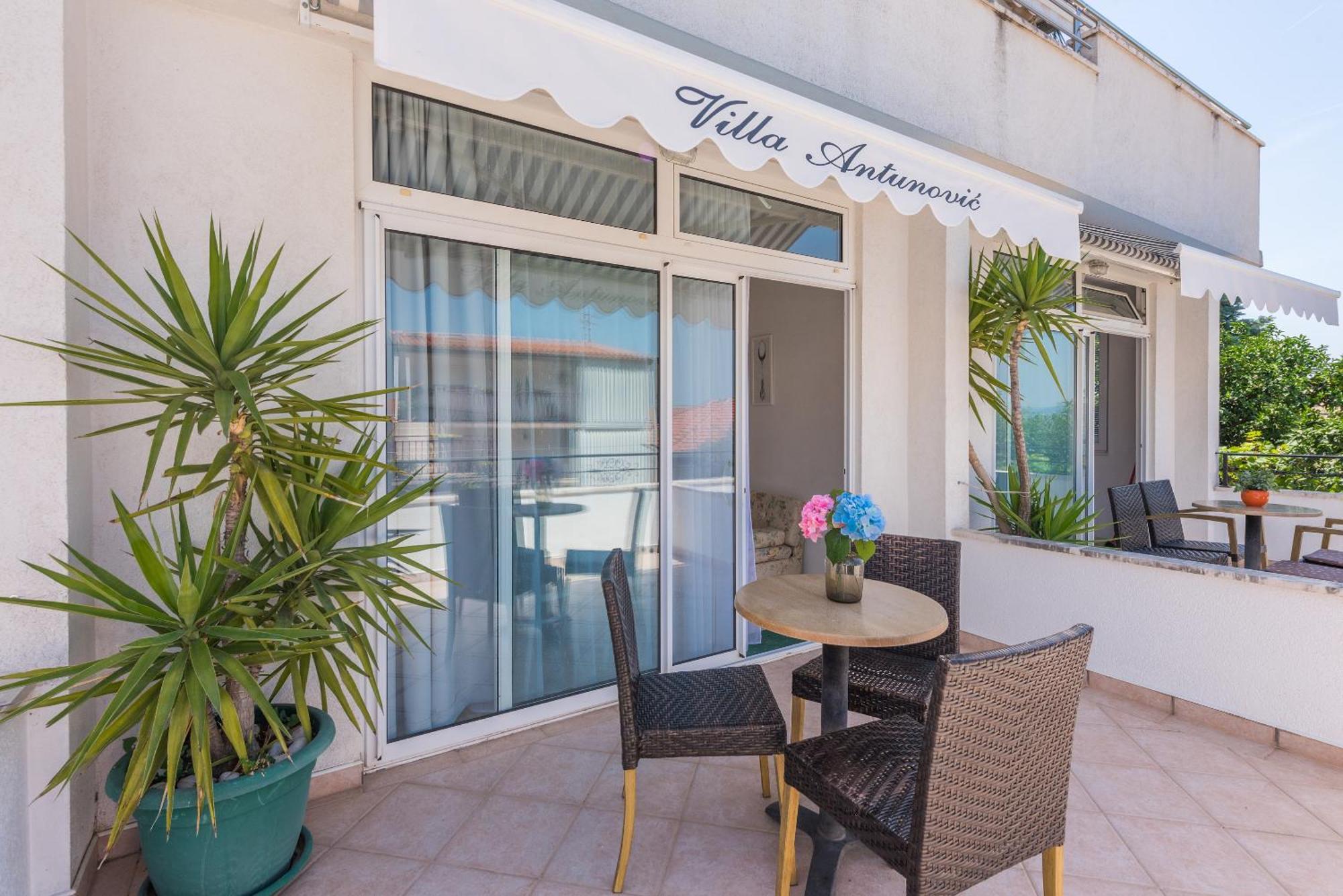 Apartmani Antunovic Podgora Buitenkant foto
